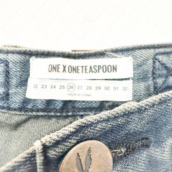 One x One Teaspoon Mid Length Denim Shorts Fox Black Charcoal Size 26 NWT - Picture 3 of 8
